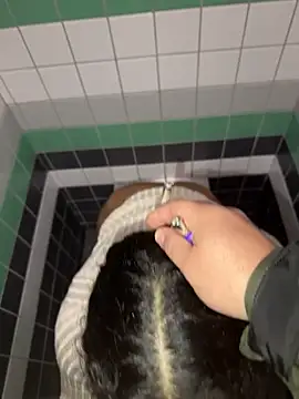 latingangsex online show from February 8, 2026, 6:17 am