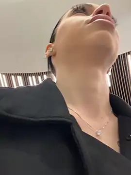 ilariea girl online show from February 6, 2026, 6:00 pm