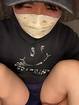 kumatan3434 online show from November 24, 2025, 1:00 pm