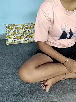 Unique girls90 online show from March 17, 2026, 1:14 pm