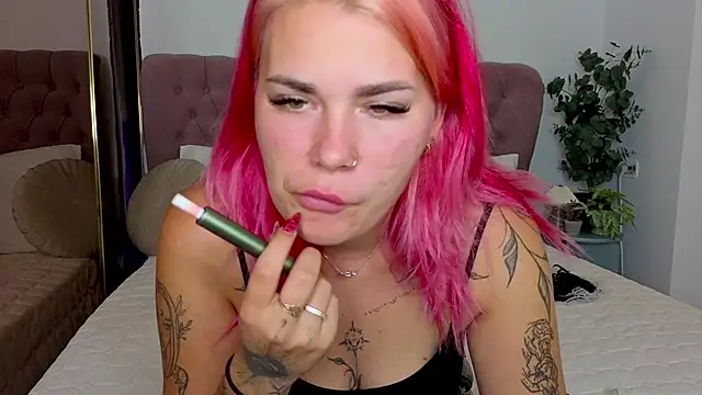 Naughty kittyy1 online show from October 2, 2025, 12:39 am