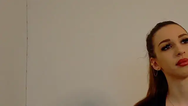 Sia a online show from November 10, 2025, 6:23 am