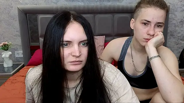 Snapshot of Mary_12 chatting on November 5, 2025, 8:03 am Mary 12 online show from November 5, 2025, 8:03 am