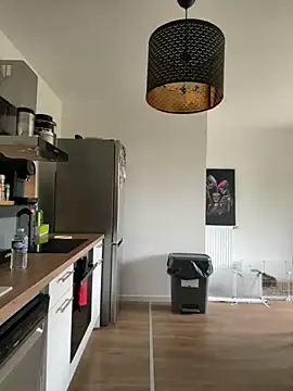 Snapshot of LaPetiteKim chatting on October 14, 2025, 7:42 am LaPetiteKim online show from October 14, 2025, 7:42 am