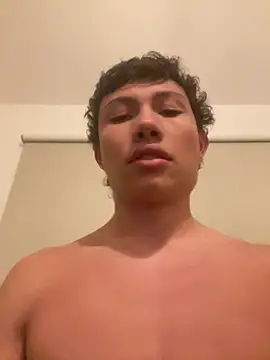 Snapshot of Davomg chatting on February 1, 2026, 5:17 am Davomg online show from February 1, 2026, 5:17 am