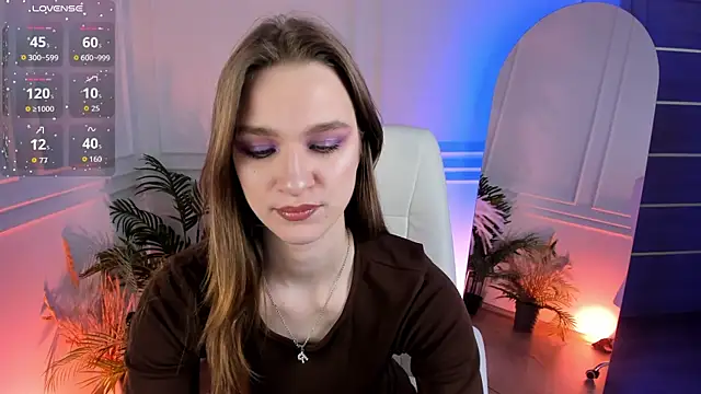 PollyMayer online show from April 21, 2026, 8:55 pm