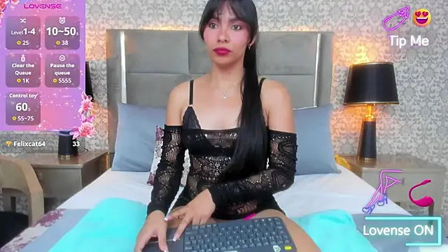 KoralBlum online show from December 3, 2025, 1:46 am