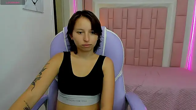 Klaret Toy online show from June 8, 2026, 7:58 pm