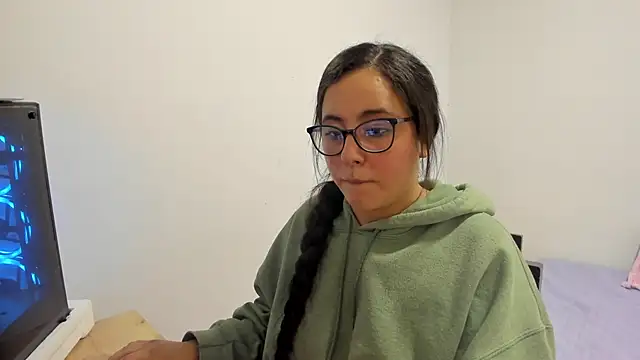 Venus cat  online show from October 23, 2025, 12:54 am