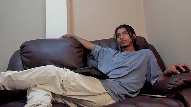 Dickie Dicking online show from October 4, 2025, 8:40 pm