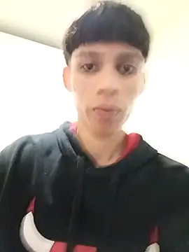 mazo18 online show from February 7, 2026, 12:36 am