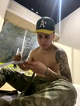 Snapshot of jeff2995_ chatting on October 29, 2025, 6:37 am jeff2995 online show from October 29, 2025, 6:37 am