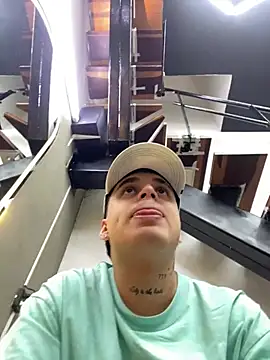 Snapshot of jeff2995_ chatting on January 13, 2026, 9:09 pm jeff2995 online show from January 13, 2026, 9:09 pm