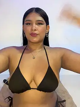 sarafox 10 online show from October 7, 2025, 8:17 pm