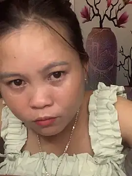 lan-xinh01 online show from October 3, 2025, 2:03 pm