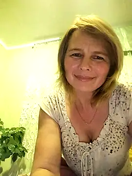 Masha412111 online show from November 11, 2025, 8:20 pm