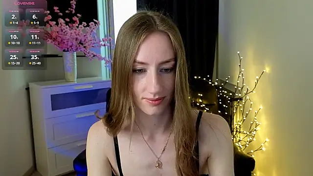 GoldenRose  online show from April 16, 2026, 12:39 pm