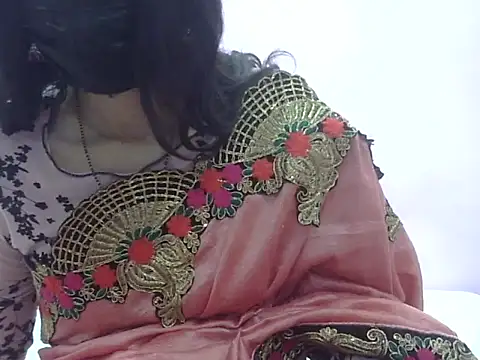 Laila Cute online show from February 19, 2026, 3:52 pm