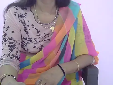 Laila Cute online show from April 4, 2026, 2:54 am