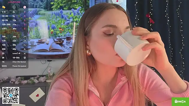 JulieLupo online show from March 14, 2026, 6:19 am