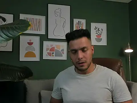 IanCross online show from November 1, 2025, 12:34 am