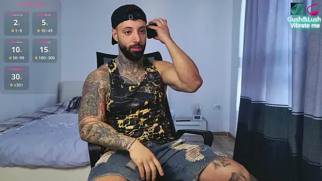 MasculineGuy99 online show from December 19, 2025, 10:55 am