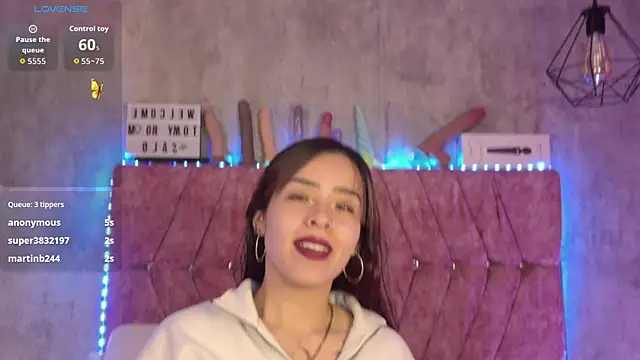 Mia lopez 1 online show from June 8, 2026, 9:09 am