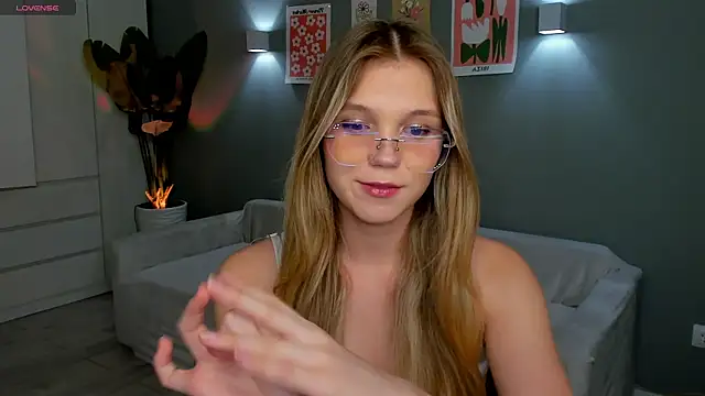 linakorvin online show from November 15, 2025, 1:29 pm