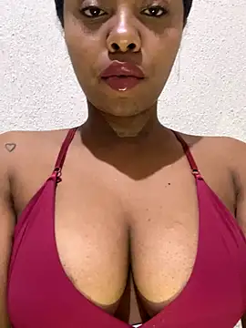 Snapshot of Itanydiorr chatting on October 7, 2025, 12:19 am Itanydiorr online show from October 7, 2025, 12:19 am