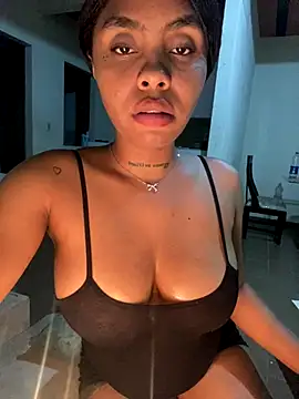 Snapshot of Itanydiorr chatting on November 15, 2025, 3:48 am Itanydiorr online show from November 15, 2025, 3:48 am