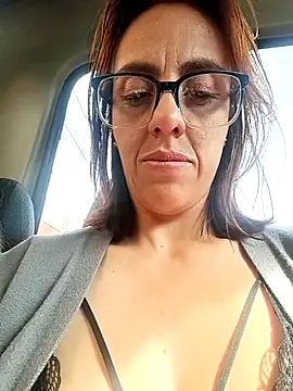 Jade 1-9 online show from November 4, 2025, 8:41 pm