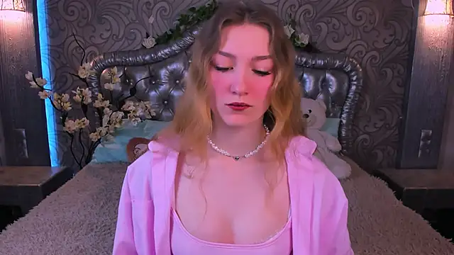 AngelAnabelle online show from February 8, 2026, 8:34 pm