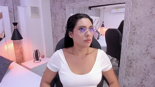 Vanessa Rain  online show from March 9, 2026, 7:18 pm