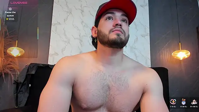 ElianKeiser online show from November 13, 2025, 12:26 pm