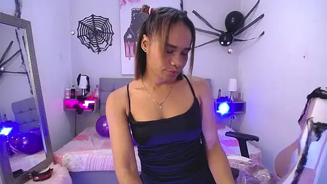 ingrid03 taffur online show from October 22, 2025, 7:57 pm