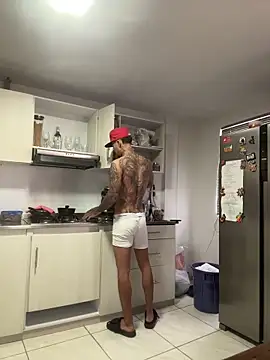 Snapshot of _Duriel chatting on February 5, 2026, 12:43 pm Duriel online show from February 5, 2026, 12:43 pm