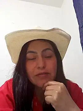 MartinaPaz online show from October 14, 2025, 9:15 pm