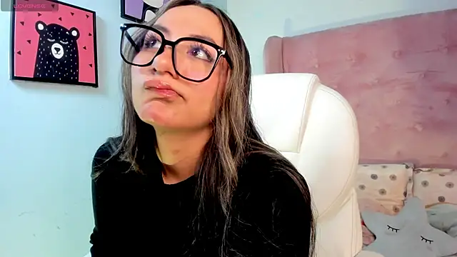 Vanelope evanss online show from October 11, 2025, 12:36 pm