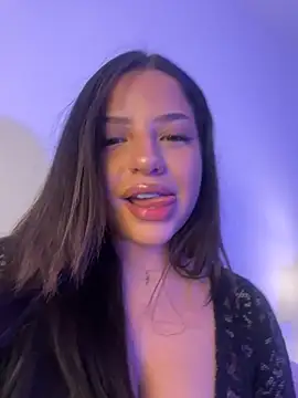 Snapshot of LolaBoobz chatting on October 21, 2025, 12:50 pm LolaBoobz online show from October 21, 2025, 12:50 pm