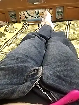 Lili 2love online show from October 24, 2025, 12:41 am