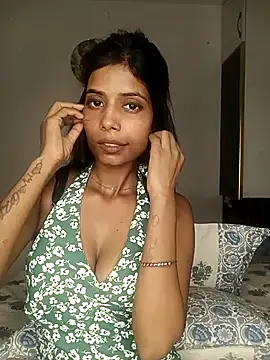 zoya your online show from October 8, 2025, 3:09 pm