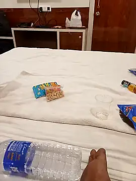 Snapshot of golugulu2024 chatting on November 8, 2025, 4:18 pm golugulu2024 online show from November 8, 2025, 4:18 pm