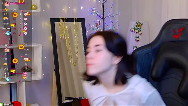 Kelly foox online show from December 21, 2025, 12:07 am