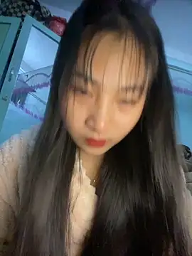 banlinh004 online show from December 1, 2025, 2:33 pm