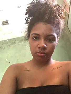 Lorennapires online show from January 8, 2026, 6:54 pm