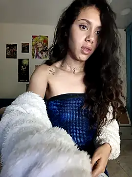 caramel doll   online show from October 18, 2025, 10:05 am