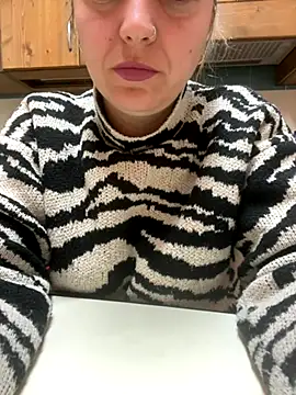 Daiana Andra online show from October 7, 2025, 8:06 pm