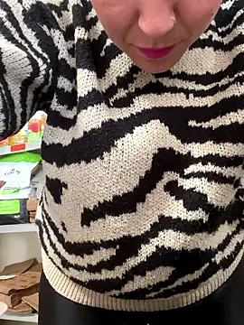 Daiana Andra online show from October 18, 2025, 10:16 am