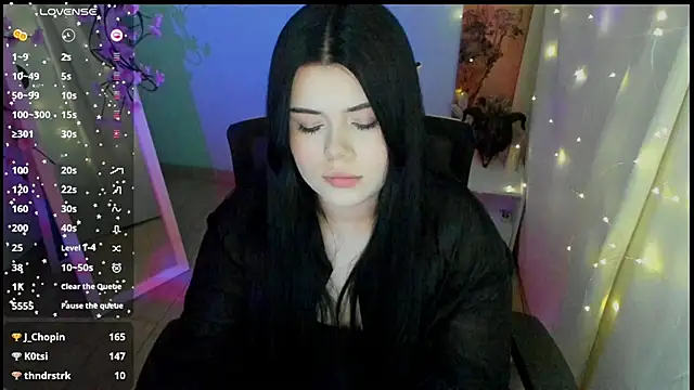 Snapshot of Mona_Esty chatting on May 16, 2026, 10:36 am Mona Esty online show from May 16, 2026, 10:36 am