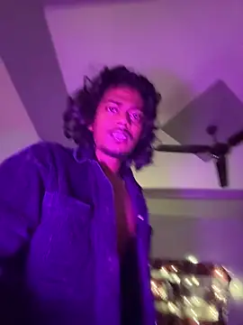 Ujjwallkumar0069 online show from October 10, 2025, 10:09 pm